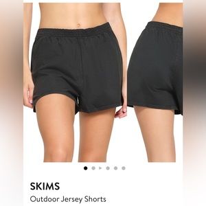 NWT SKIMS Outdoor Jersey Shorts - Size L